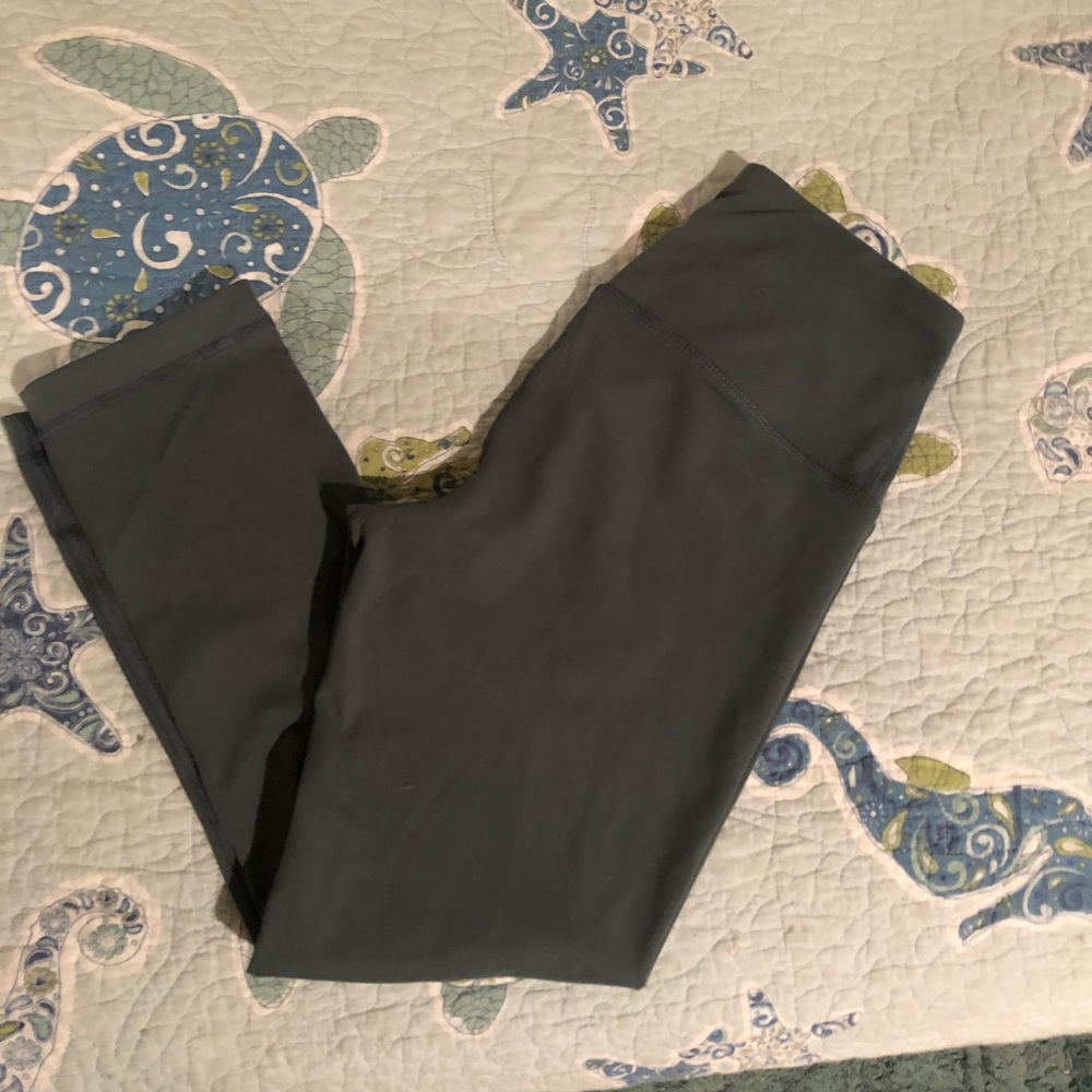 Greenish/grey 3/4 length legging